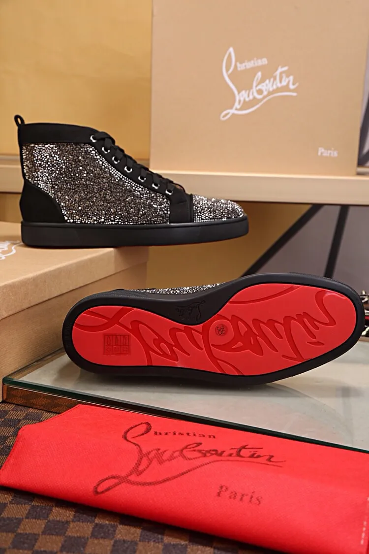 Ex-factory price 480. christian louboutin (CL red sole shoes) counter hot diamond series, high-top casual sneakers for couples 📢 📢 📢 Exclusive hot style release 🎈🎈💪 Movable latex feet 👻 Finished outsole sewing line [satisfied] 😝Female 35-40# Male 38#-46, global supply😝 [Top version]: original imported cowhide upper, top original leather lining, original molded TPU outsole, original 1:1 detail processing, original shoe last, large quantity available from stock,